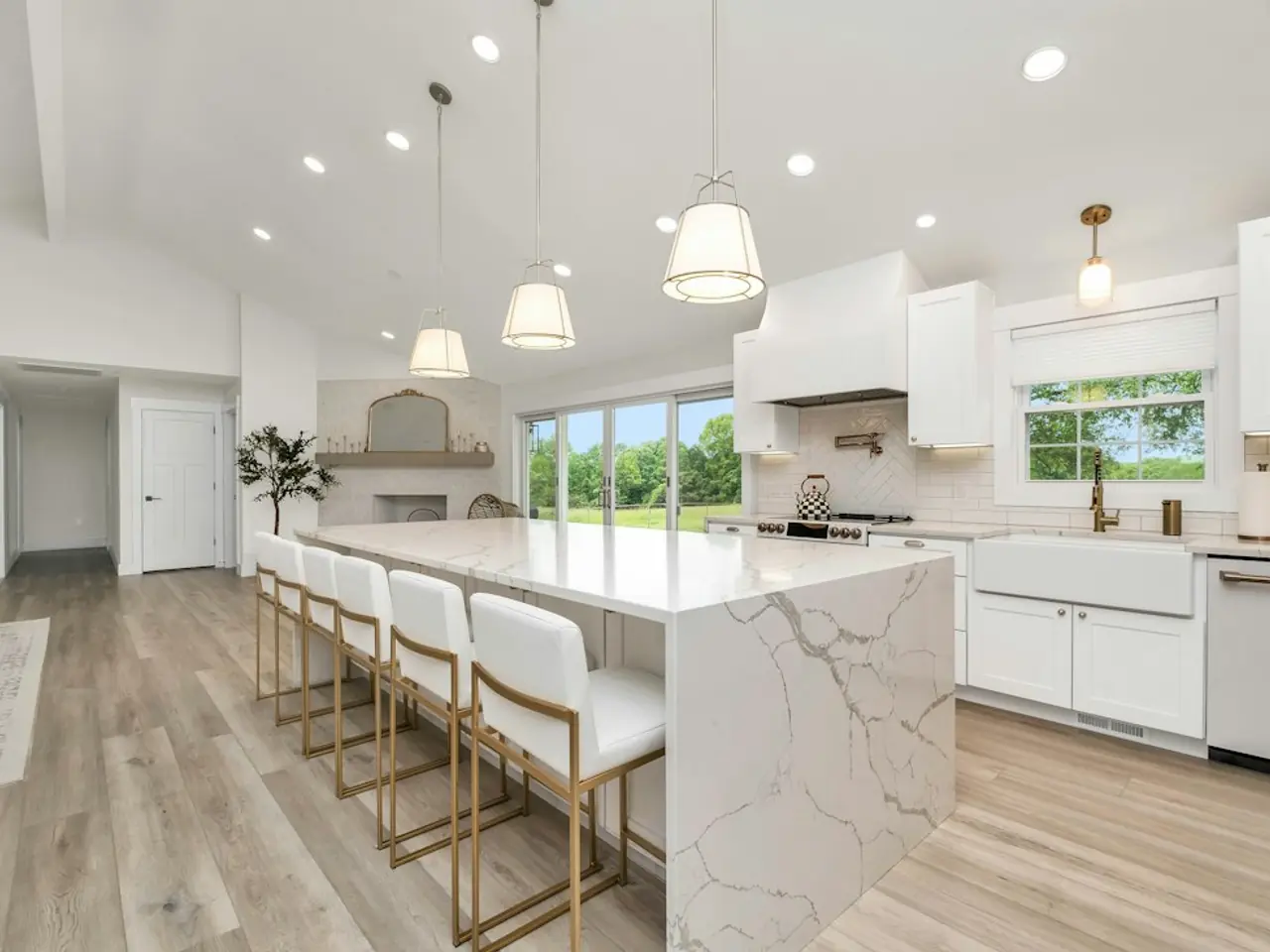 Illustrative stock kitchen photo for 4707 Sage Hill Ct